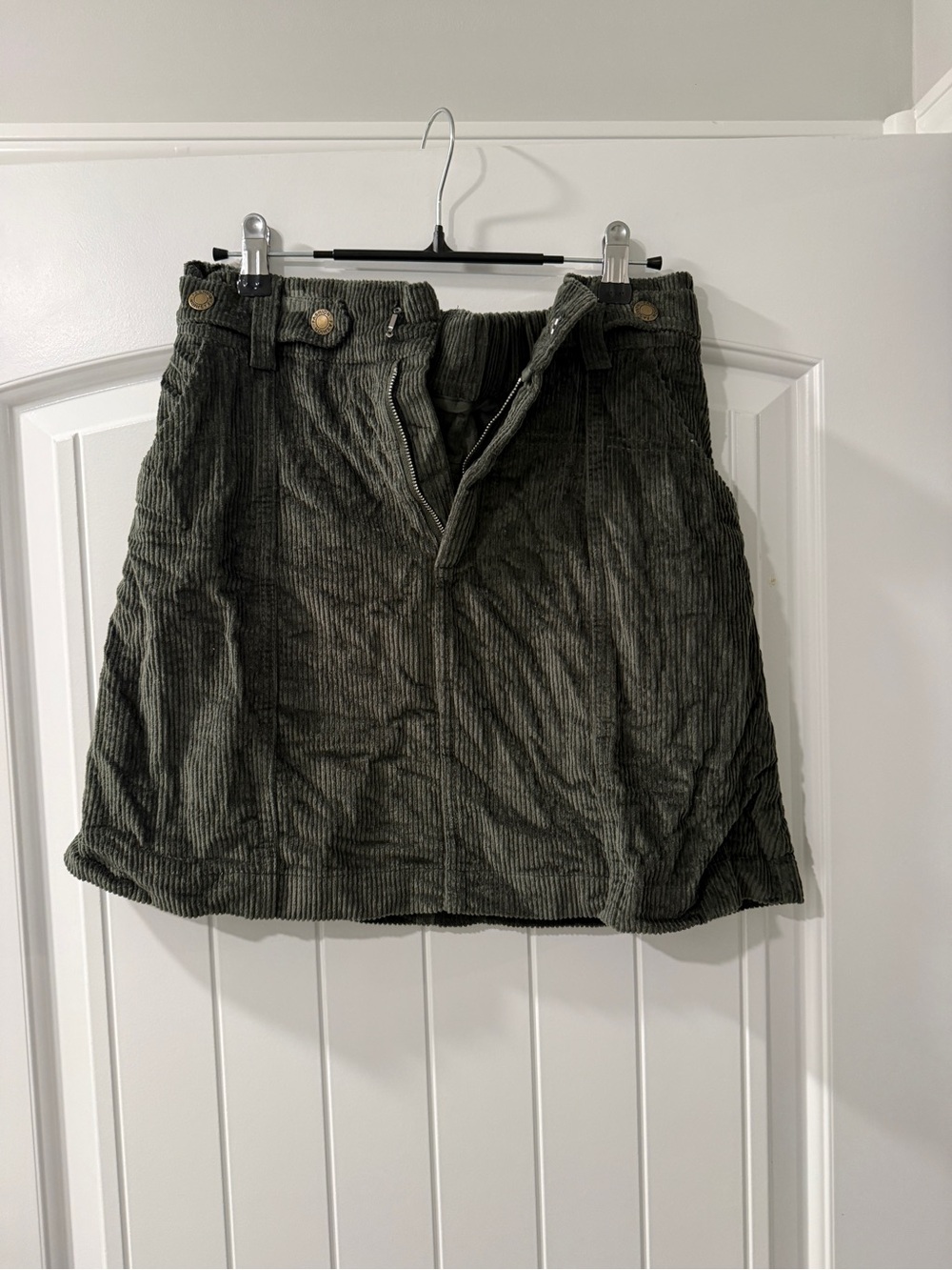 Corduroy skirt